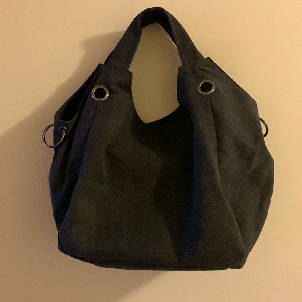 Spacious black bag